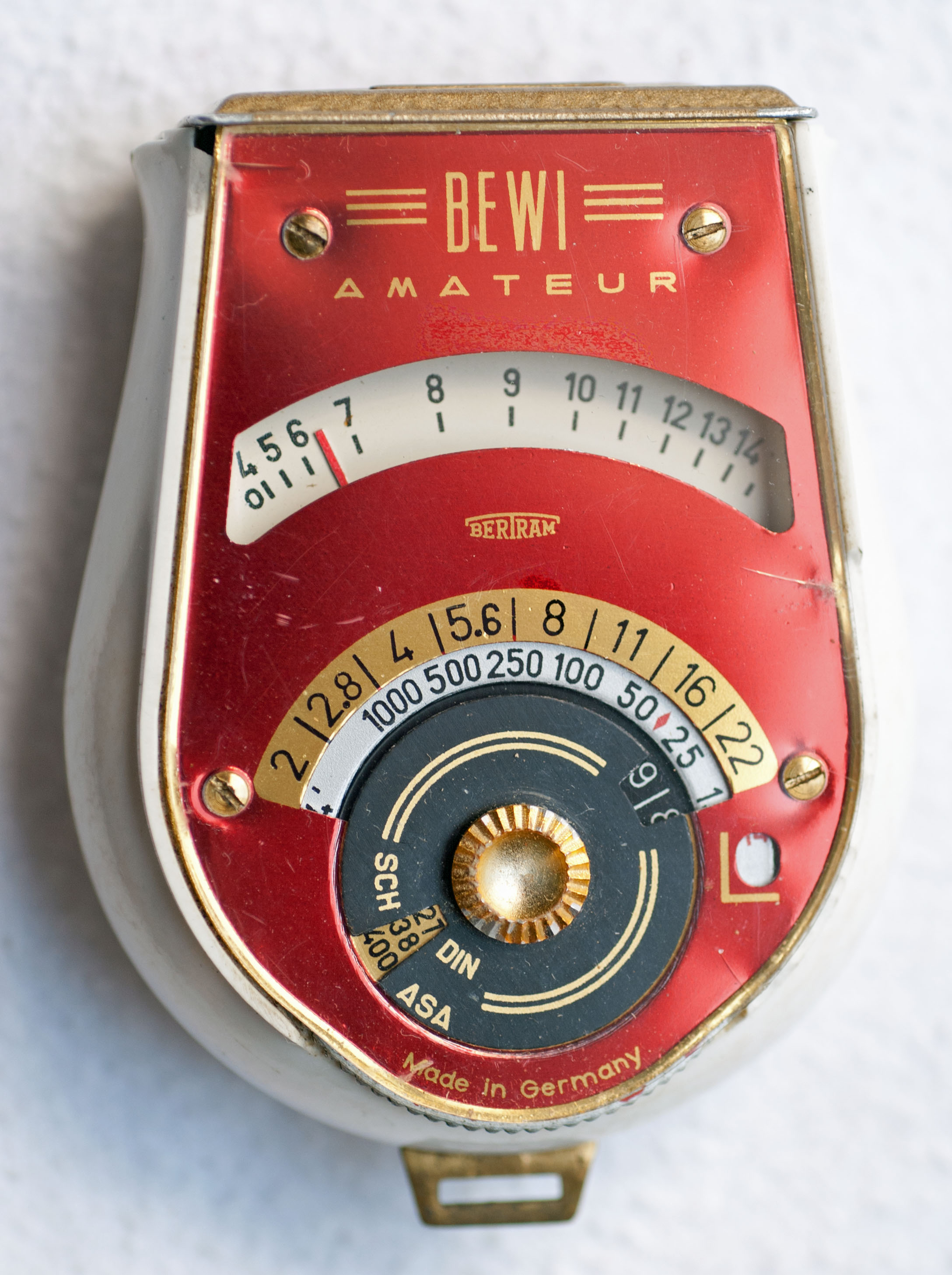 BEWI AMATEUR